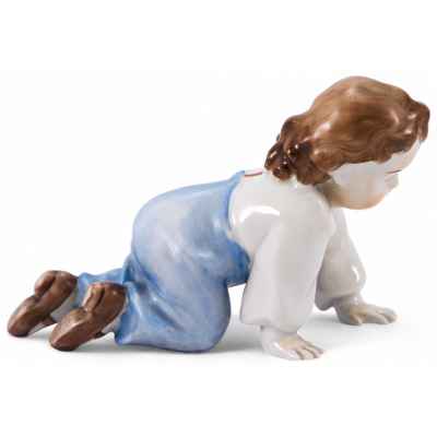 Скульптура Ползущий ребенок фарфор, Акуинкум (Aquincum) Венгрия сер. ХХ в. Н-9,8 см. Акуинкум, Венгрия последняя четверть XX века