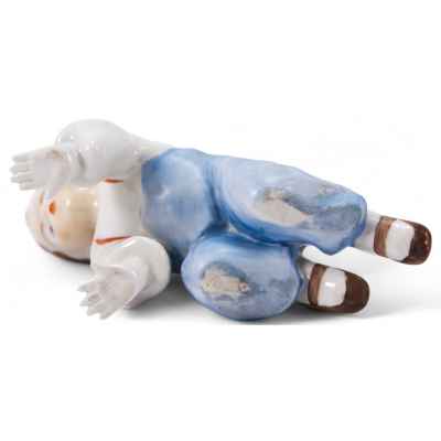 Скульптура Ползущий ребенок фарфор, Акуинкум (Aquincum) Венгрия сер. ХХ в. Н-9,8 см. Акуинкум, Венгрия последняя четверть XX века