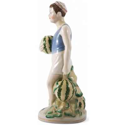 Скульптура «Мальчик с арбузами» Городницкий фарфоровый завод, Украина 1955-1959 гг