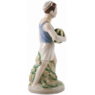 Скульптура «Мальчик с арбузами» Городницкий фарфоровый завод, Украина 1955-1959 гг
