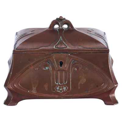 Шкатулка с ключом  Начало XX века