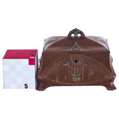 Шкатулка с ключом  Начало XX века