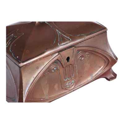 Шкатулка с ключом  Начало XX века