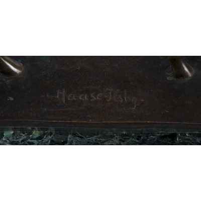 Скульптура «Девочка с косулей» Европа 1930- гг