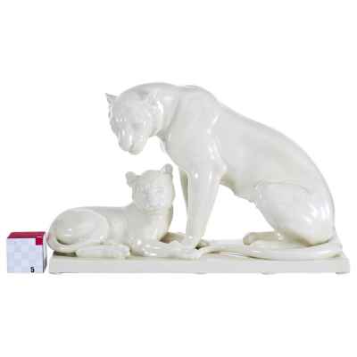 Скульптура «Львица с львенком» Веуег & Воск, Фолькштедт, Германия После 1931 г
