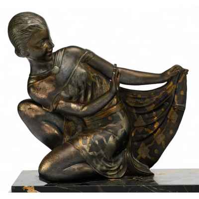 Скульптурная композиция «Девушка и Амур» Франция 1920- гг