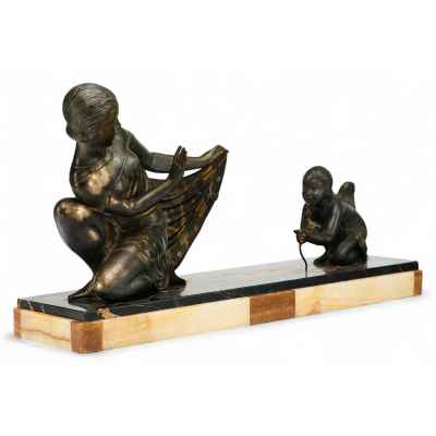 Скульптурная композиция «Девушка и Амур» Франция 1920- гг