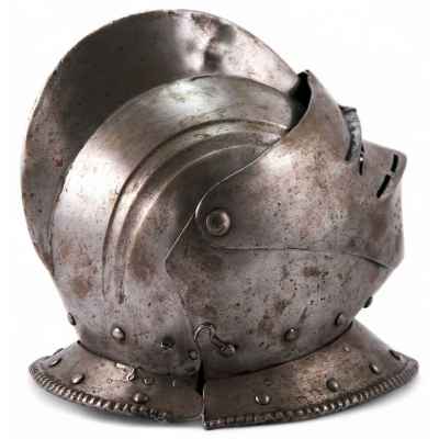 Шлем «Армэ», Европа 16 в Европа XVI век