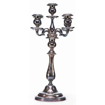 Канделябр 1896—1916 гг. Московское отделение Берндорфского завода А. Круппа 1896—1916 гг