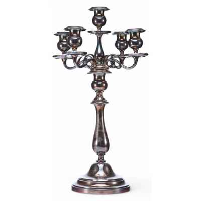Канделябр 1896—1916 гг. Московское отделение Берндорфского завода А. Круппа 1896—1916 гг