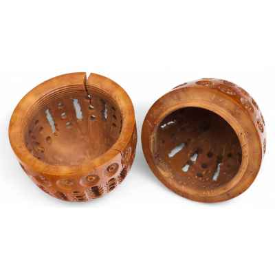 Яйцо пасхальное деревянное с резьбой  Начало XX века