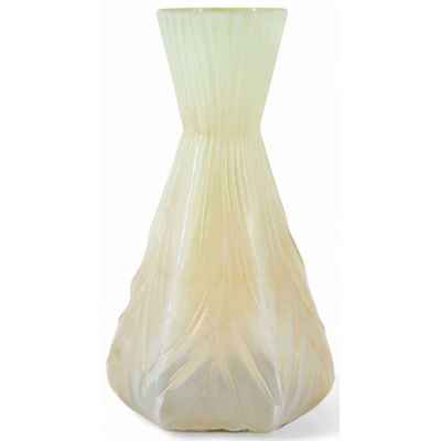 Ваза в стиле модерн иридисцентное стекло Wilhelm Kralik нач. ХХ в. Н-18 см. Франция начало ХХ века