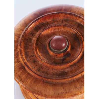 Шкатулка из карельской березы, Россииская Империя, 1910-е гг. Россия Начало XX века