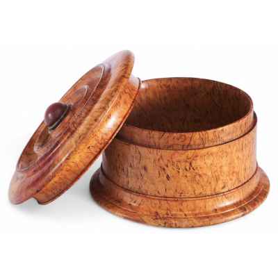 Шкатулка из карельской березы, Россииская Империя, 1910-е гг. Россия Начало XX века