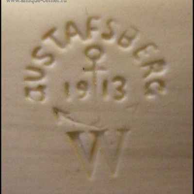 Скульптура «Купальщица» (01692)  