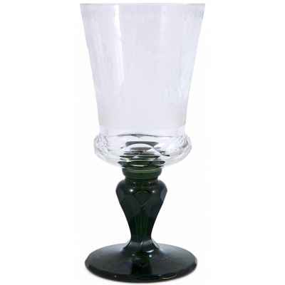 Бокал для вина Рёмер гравированный сценами гуляний Европа сер. ХХ в. Чехия вторая половина ХХ века