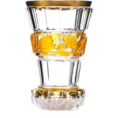 Стакан «Ранфбехер» с жёлтыми цветами Богемия XX век