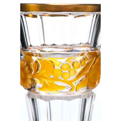 Стакан «Ранфбехер» с жёлтыми цветами Богемия XX век