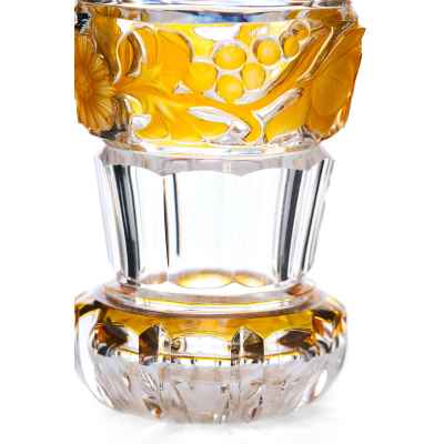 Стакан «Ранфбехер» с жёлтыми цветами Богемия XX век