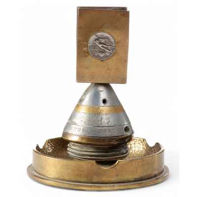 Пепельница и спичечница из австрийского снаряда с серебряной монетой 20 Сентимо 1921 г. Италия около 1921 г