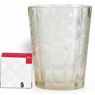 Ваза «Цветы» с изогнутыми ветками Богемия Вторая половина XIX века