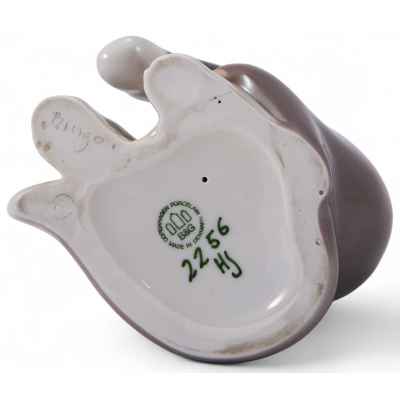 Скульптура Кот умывается большой фарфор, Bing & Grondahl Дания 1970-83 гг. H-18,8 см. Копенгаген, Дания 1970-1983 гг