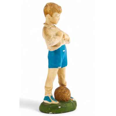 Скульптура «Юный футболист» г.Кунгур, Пермской обл. СССР 70 гг.- XX века