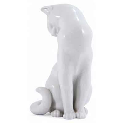 Скульптура Умывающаяся Кошка фарфор, Аугартен (Augarten) Австрия посл. 1923 г. Н-14,5 см. Аугартен. Австрия после 1923 г