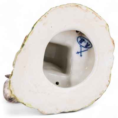 Скульптура «Девочка с кроликами» Германия. XX век