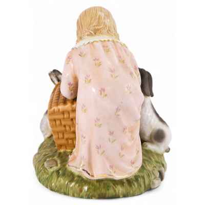 Скульптура «Девочка с кроликами» Германия. XX век