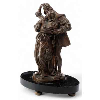 Скульптура «Знатная пара в костюмах XVI в.»  