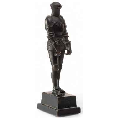 Скульптура «Рыцарь» («Железный воин») Австро-Венгрия. около 1915 г