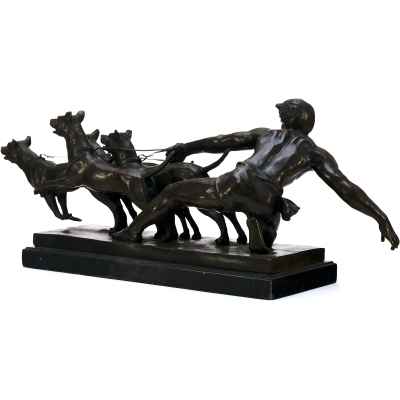 Скульптурная композиция «Гончие» Европа начало XXI века