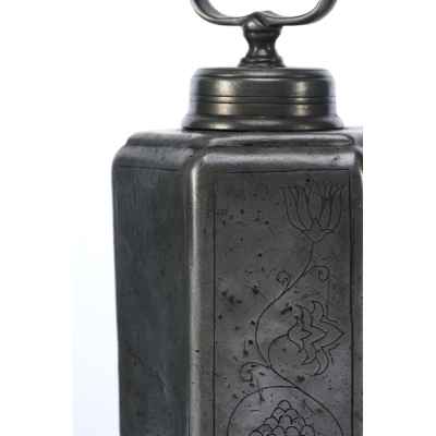 Шестигранная четвертина с навинчивающейся крышкой Германия 1773