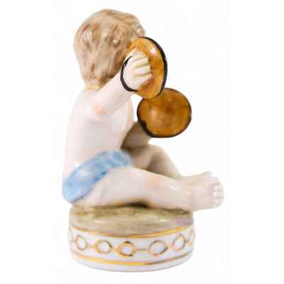 Скульптура «Мальчик с тарелками» Германия. XX век