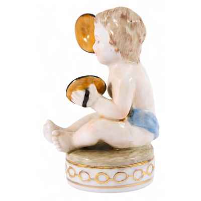 Скульптура «Мальчик с тарелками» Германия. XX век