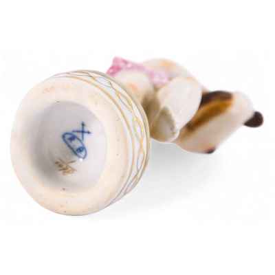 Скульптура «Девочка с лирой» Германия. XX век