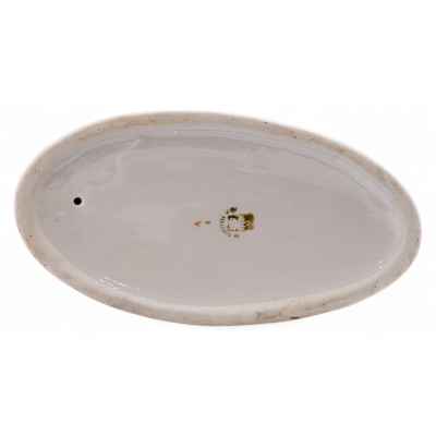 Скульптура Ребенок с волчком фарфор, Жолнаи (Zsolnay) Печ Венгрия 1970-е гг. 12 см. Печ, Венгрия 1970  гг