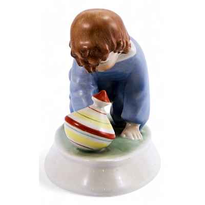 Скульптура Ребенок с волчком фарфор, Жолнаи (Zsolnay) Печ Венгрия 1970-е гг. 12 см. Печ, Венгрия 1970  гг