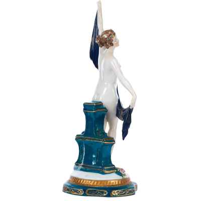 Скульптура Обнаженная фарфор, Е.&А. Müller Германия 1890-1927 гг. Н- 27,8 см. Рудольштадт 1890-1927 гг