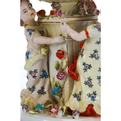 Ваза для фруктов Игра, фарфор роспись Н- 25,7 см. Германия. XX век