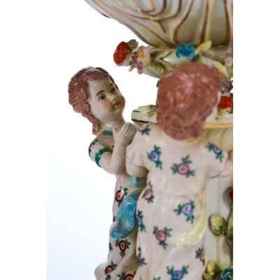 Ваза для фруктов Игра, фарфор роспись Н- 25,7 см. Германия. XX век