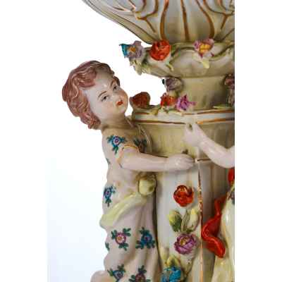 Ваза для фруктов Игра, фарфор роспись Н- 25,7 см. Германия. XX век