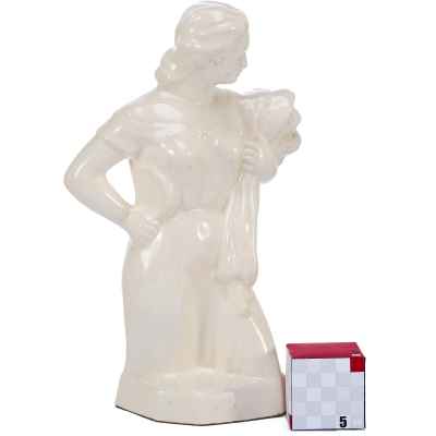 Скульптура Девушка со снопом фаянс, Rako Раковник, Чехословакия сер. XX в. Н-29,1 см. Раковник (?), Чехословакия Вторая четверть XX века