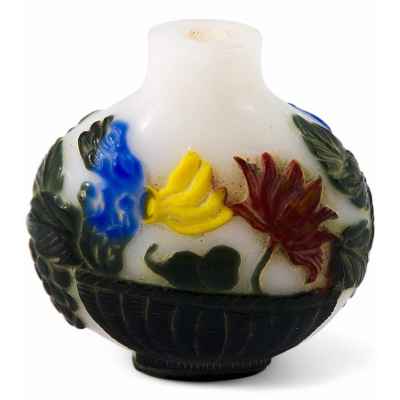 Табакерка многослойное стекло Китай нач. XX в. Н-5,5 см. Китай Начало XX века