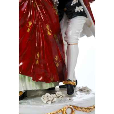 Скульптура Танец фарфор Аккерман и Фритц (Ackerman & Fritze) Германия 1908-38 гг. Н-29,5 см. Фолькштедт. Германия 1908-1938 гг