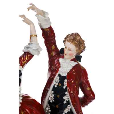 Скульптура Танец фарфор Аккерман и Фритц (Ackerman & Fritze) Германия 1908-38 гг. Н-29,5 см. Фолькштедт. Германия 1908-1938 гг