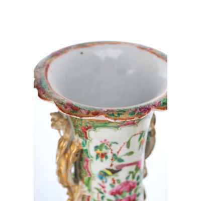 Парные вазы «Розы» Китай Вторая половина XIX века