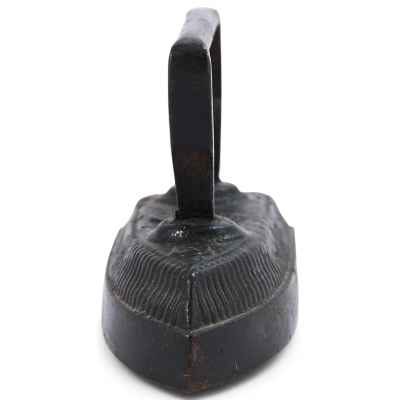 Утюг с клеймом  конец XIX—начало XX вв