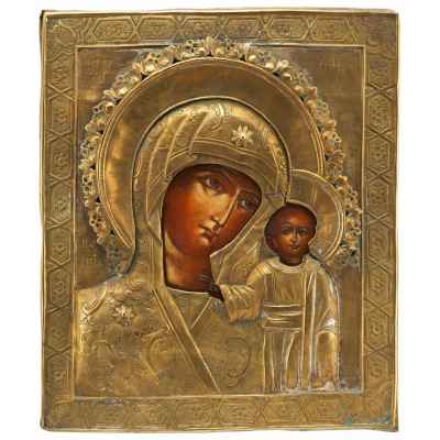 Икона в окладе Богоматерь Казанская масло, латунь, кон. XIX в. 31x26,3x2,9 см.  Конец XIX века